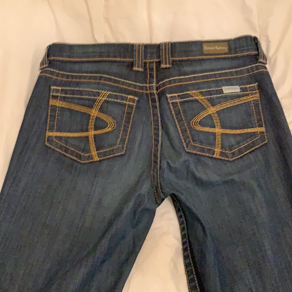 Dark wash jeans with contrast piping. - Picture 4 of 4